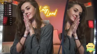 lettymoa chaturbate Appetizing babe stiffens chocolate nest