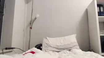 roxi_x chaturbate Modest model posing in fries