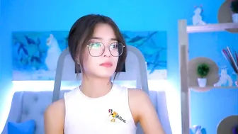 dianaryan chaturbate Chic Shows Shaved Holes