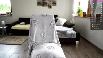 laraslife chaturbate  juicy mamashie masturbating vagina