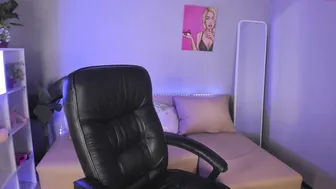 luna_ice chaturbate Luxury chick chatting in free chat