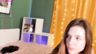 allielelli chaturbate Spicy trash relaxes two toys