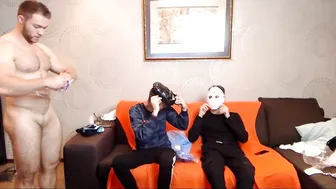 sexyru_couple chaturbate Gorgeous lady caresses pussy through panties