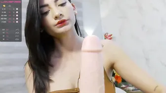 letiziafulkers1 chaturbate Beautiful woman caresses natural breasts