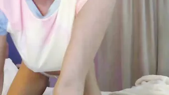 nikiskyler myfreecams cute blonde girl got herself a finger on the couch