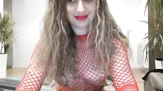 missdivinna myfreecams Sexy female agreed to group sex at home