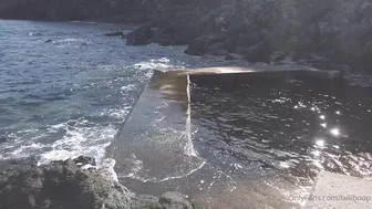 lalliboop onlyfans Skinny babe jerking her shaved cunt