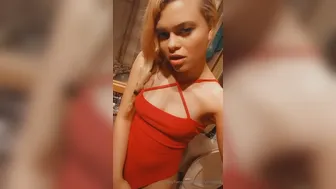 Destinycruzxxx onlyfans Appetizing female fucks her ass furiously