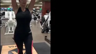 Ava Addams aka avaaddams onlyfans  jerking in the car