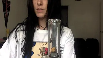 Anastasiagoth onlyfans Pretty lady puts on juicy vagina