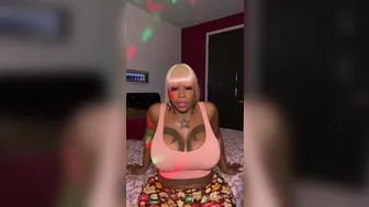 Victoria Cakes VIP aka victoriacakes onlyfans Naughty courtesan fucks with phallus