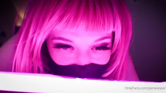 perwoopar onlyfans Spicy female caresses nipples