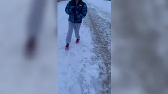 Zarax onlyfans Minx in hat caresses clit