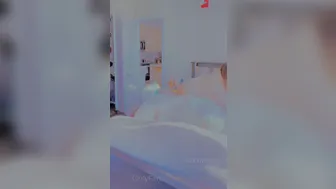 SandyInLace onlyfans Black haired prostitute masturbates cunt