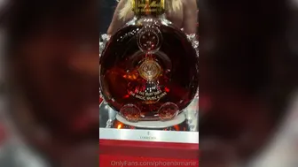 Phoenix Marie aka phoenixmarie onlyfans Sexy blonde hard jerks both holes