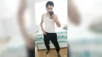 niksindiann onlyfans  amused with the toy