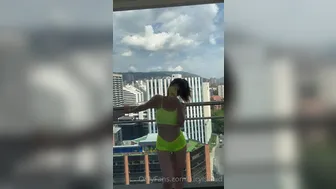 Lucy Goyette aka LucyIsLoud onlyfans Bright slut fucks pussy