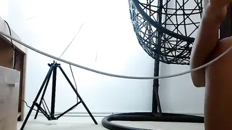 danny_elle pissing a little leaning on the back of the chair