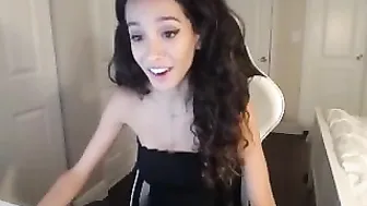 allykitten Crazy chick masturbates both holes