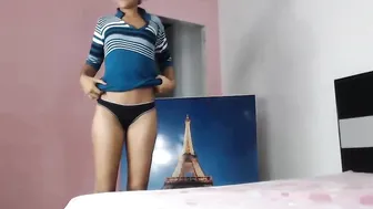 blue_team Wonderful women show their charms
