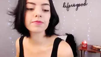 sofiastorm Hot female fucks pussy