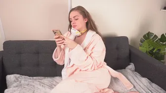 MaryMoody onlyfans Shy babe poses in stockings