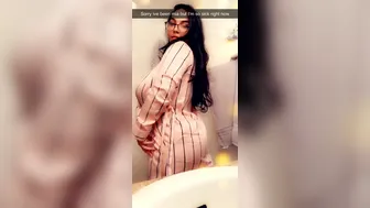 jadeykinz onlyfans Skinny beauty jerks off in her shower