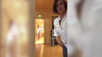 fionagirlsoho onlyfans Adorable petite effectively jerking pussy