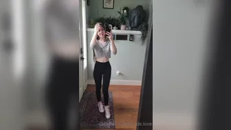 Jade Love aka jade.love onlyfans  fucks herself in pink dildo