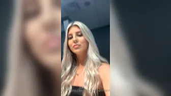 bootyqueenwinter onlyfans Luxurious lady mandrads both holes