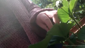 chubbyguati onlyfans Graceful babe gently masturbates pussy