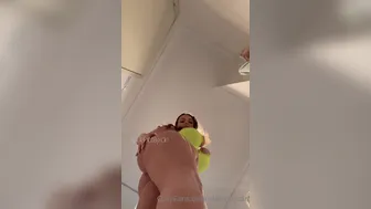 Dakota Jade onlyfans  fucks her pussy