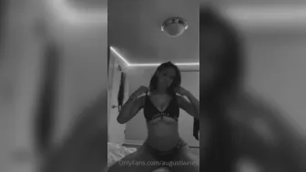August Laines aka augustlaines onlyfans Sexy blonde gets her pussy fucked
