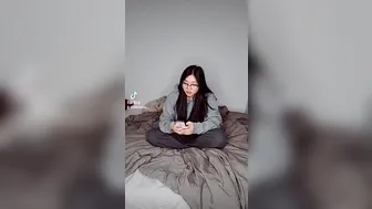 Alle Cakes aka allecakes onlyfans Gorgeous milf fucks pussy