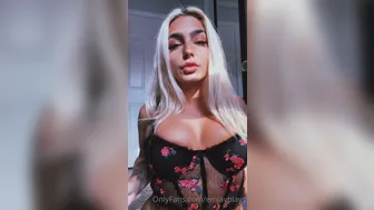 Emily Rinaudo aka Emjayplays onlyfans  loves asshole