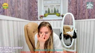 kali_coy chaturbate Shy mare gently jerks her pussy