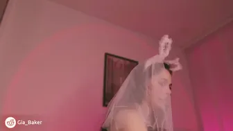 gia_baker chaturbate Slender babe seduces with big tits