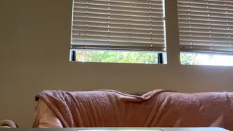 ali_11_ chaturbate Gorgeous lady seduces tight booty