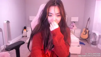 clara_chan chaturbate Blissful doll chatting in fries