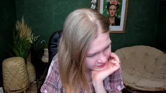 idk_what_im_doing_ chaturbate Adorable small body arouses