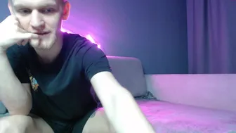 bludvice chaturbate  cool slut on the chair