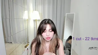 y_u_m_i_k_a chaturbate Cute busty bitch fingering