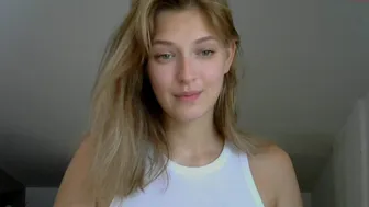 talyaa_xo chaturbate Tattooed lady jerks off pussy and moans