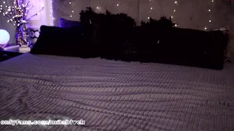 miladenver chaturbate Predatory Panther craves to cum in the process of jerking