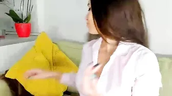 jennytight Big tit lady masturbates cunt