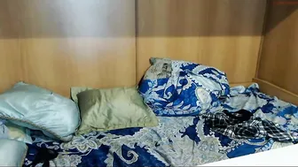 alizeepo Sexy babe fucks pussy