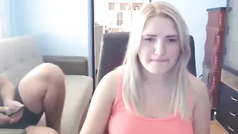 tipforfun22 busty bitch cums