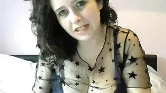 xmmtx Crazy doll fucks pussy with phallus
