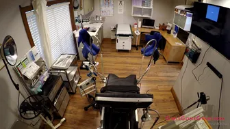 Destinycruzxxx onlyfans Hot babe fucks herself with glass dildo