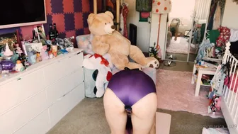 Maricahase onlyfans Naughty bitch jerking shaved pussy